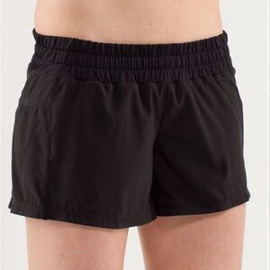 Lululemon | 4 Tracker Short II 2-way stretch. Black